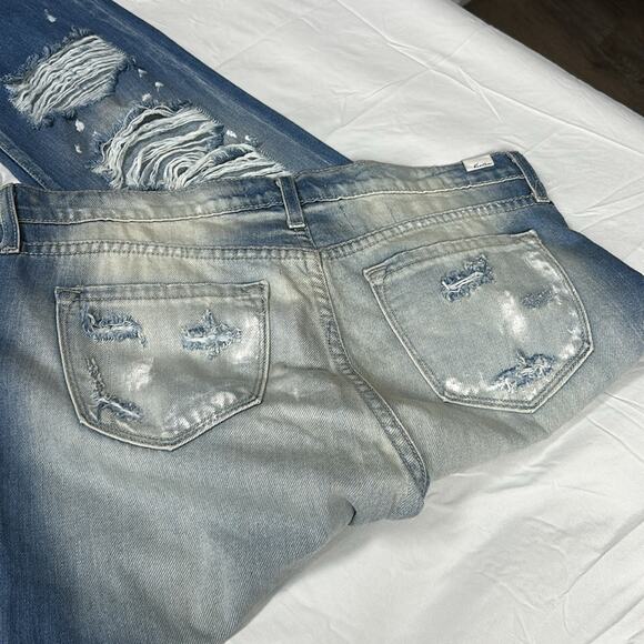 KanCan Estilo Mid Rise Destroyed Boyfriend Jeans Women’s Size 28 - Picture 4 of 10